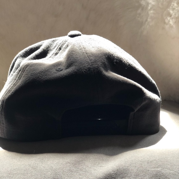 Brixton Flat brim snap back hat - Picture 4 of 4